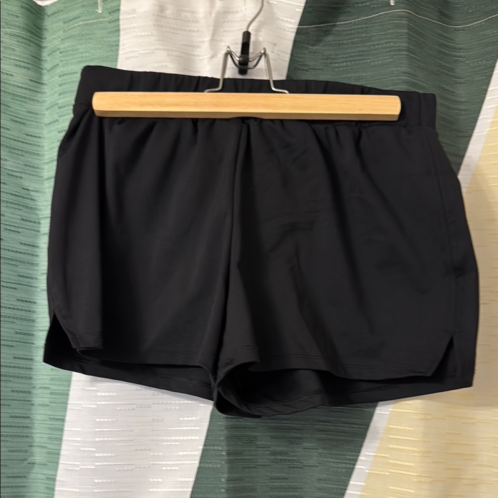 Columbia Black Athletic Shorts